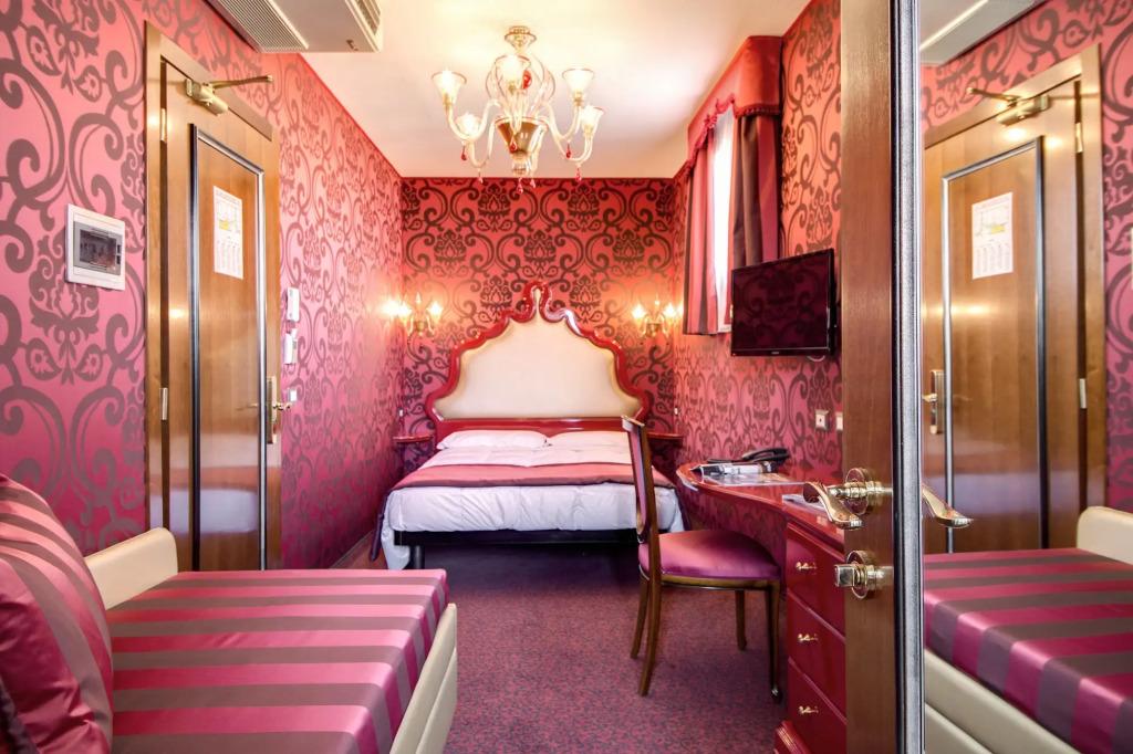 hotel image 7