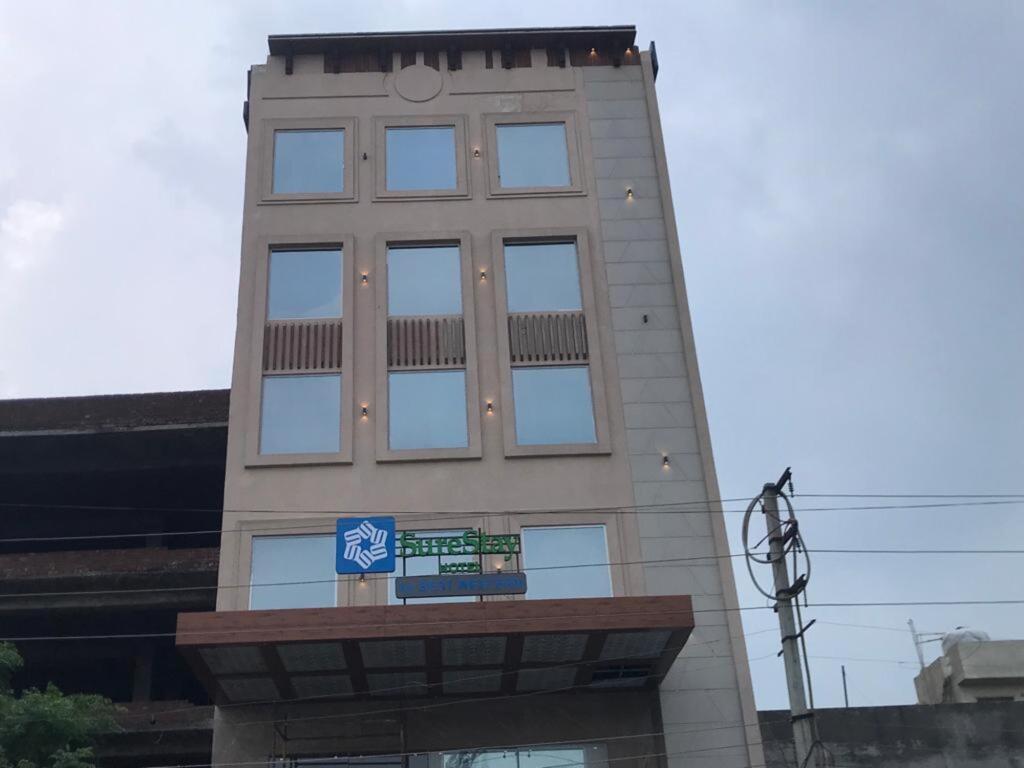 hotel image 16