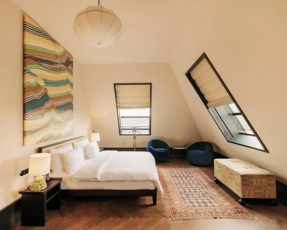 hotel image 11
