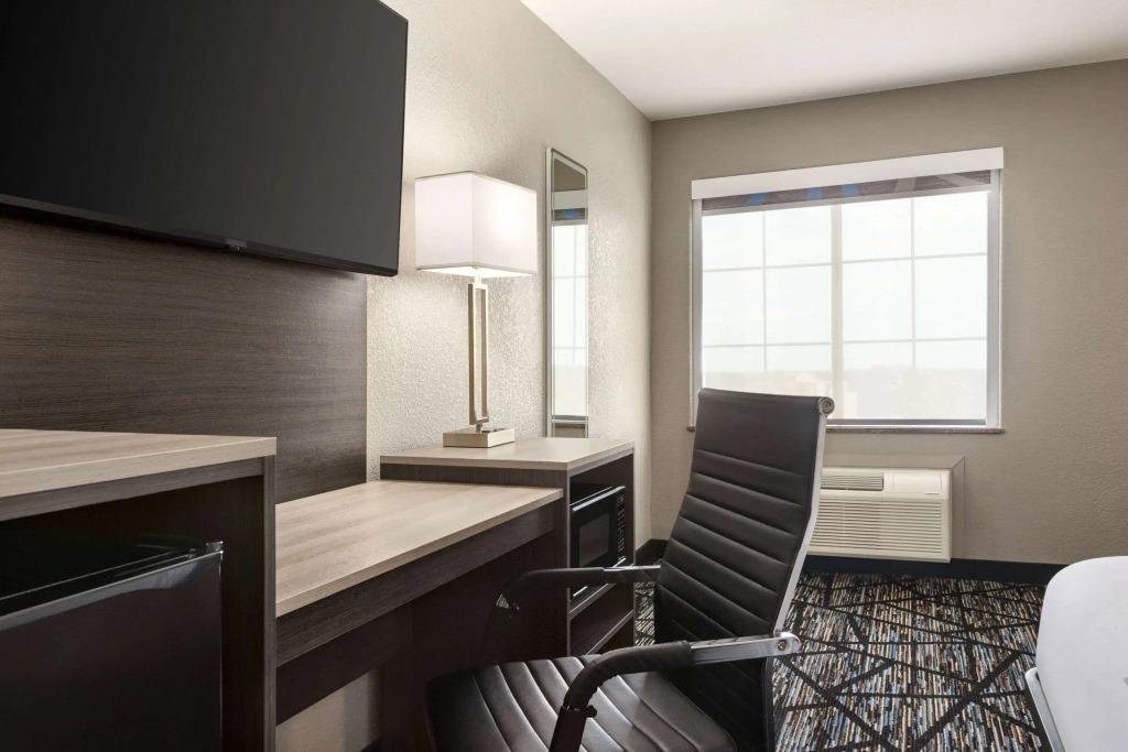 hotel image 12