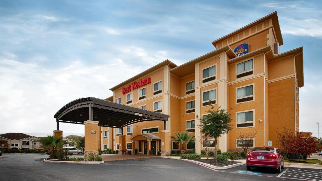 hotel image 10