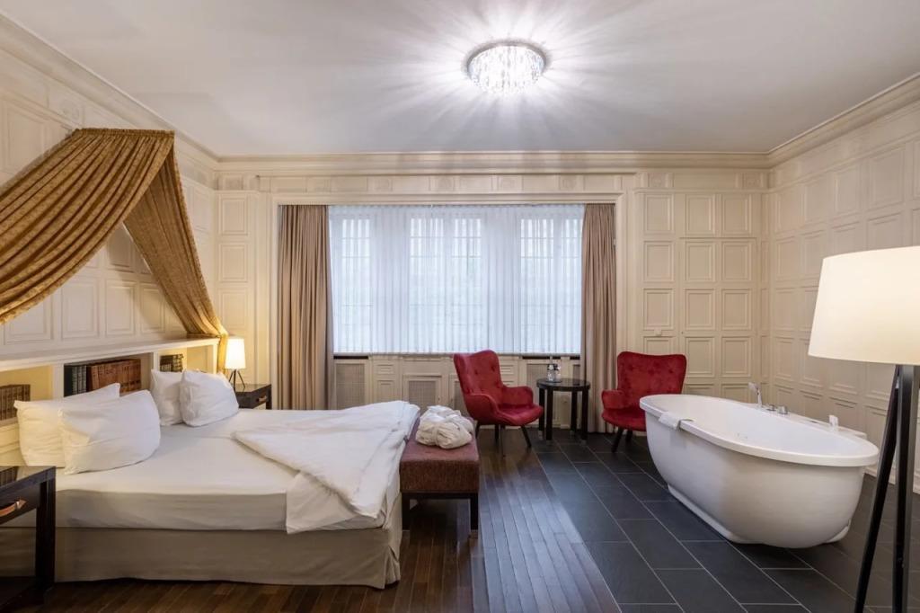 hotel image 16