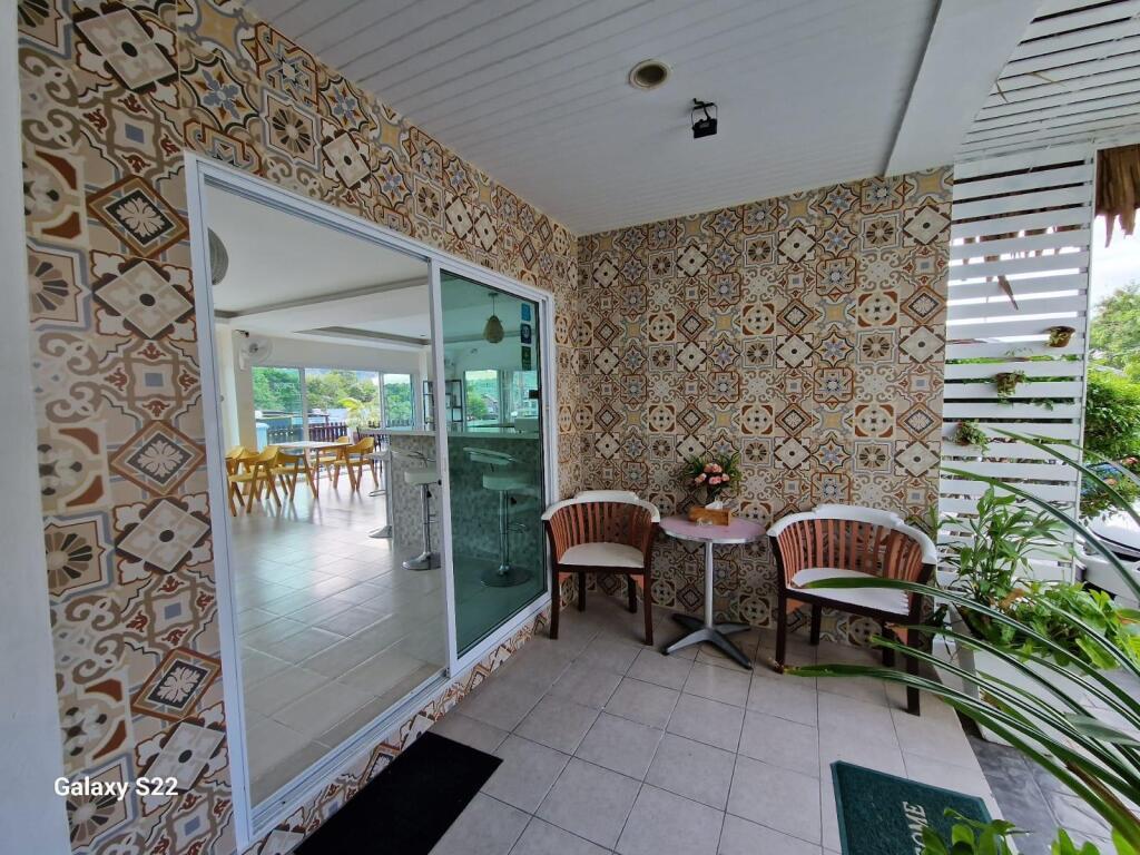 hotel image 16