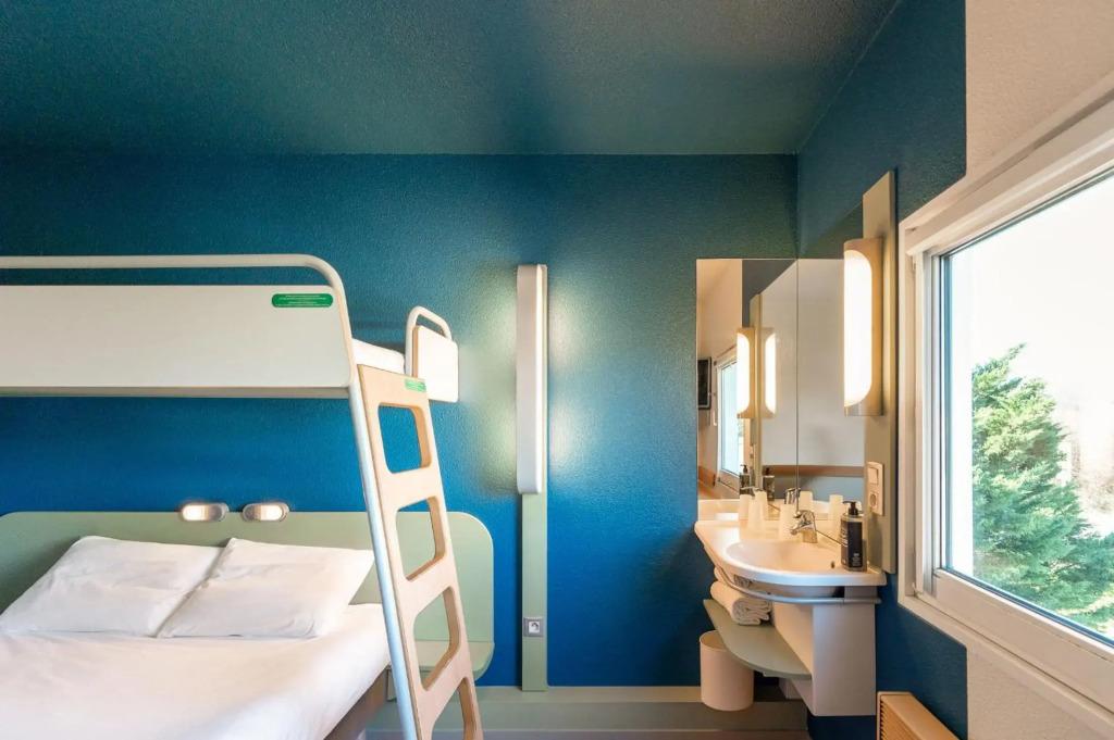 hotel image 16