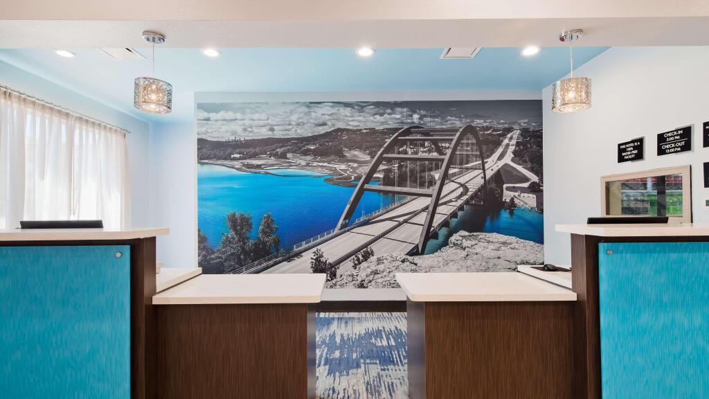 hotel image 13