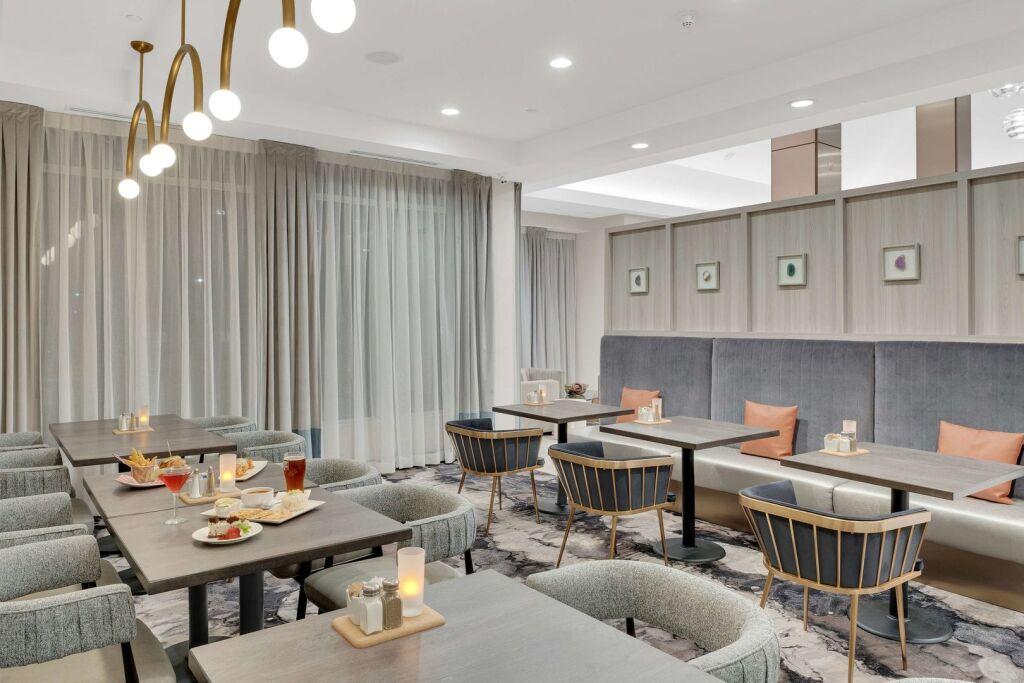 hotel image 16