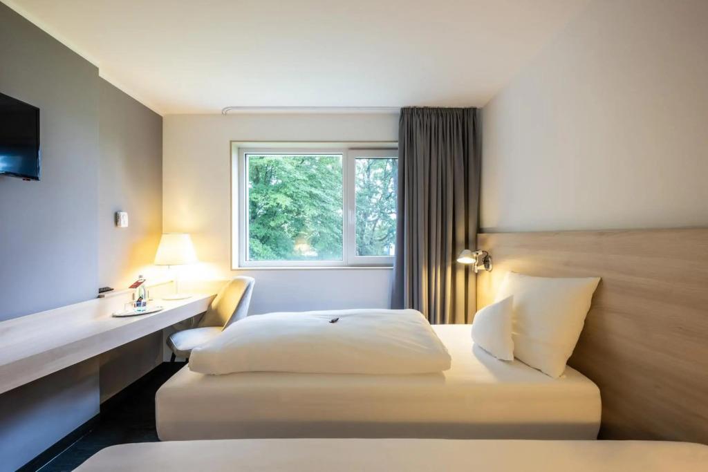 hotel image 16