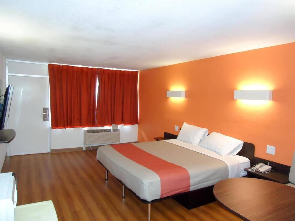 hotel image 10