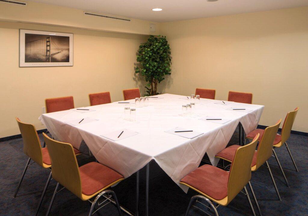 hotel image 11