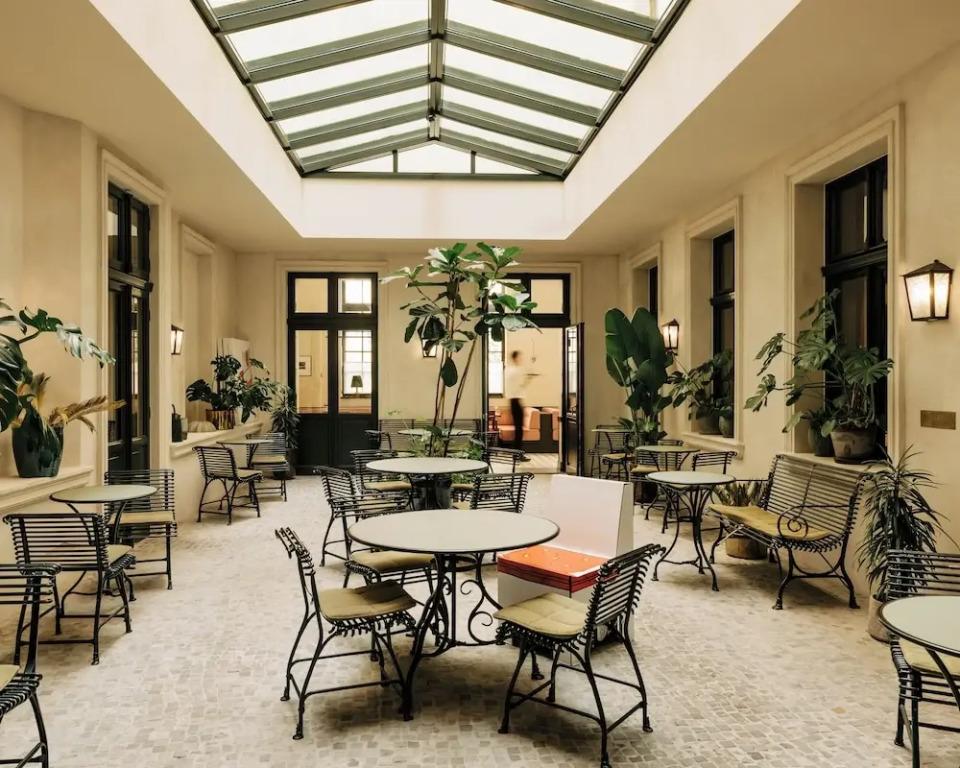 hotel image 12