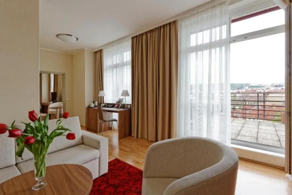 hotel image 12