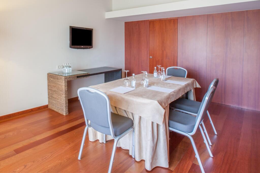 hotel image 16