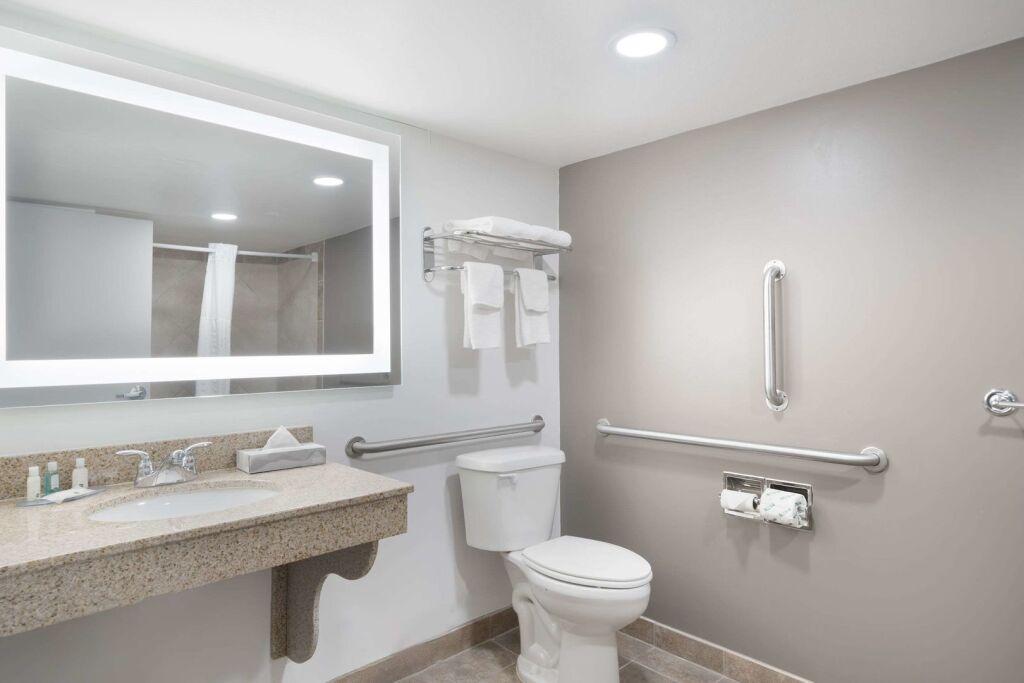 hotel image 13