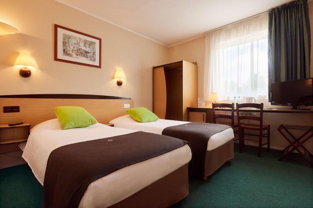 hotel image 13