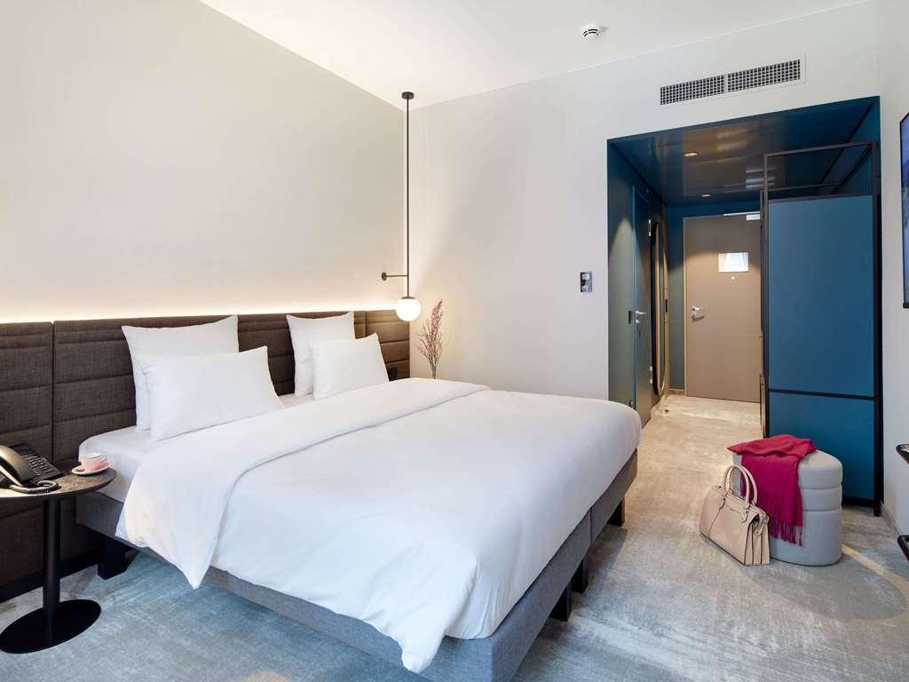 hotel image 16