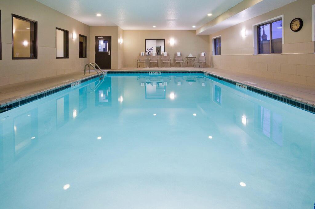 hotel image 9