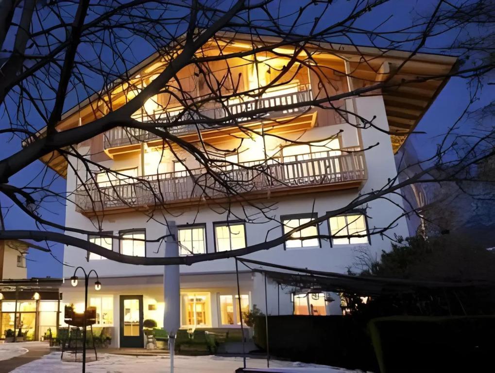 hotel image 11