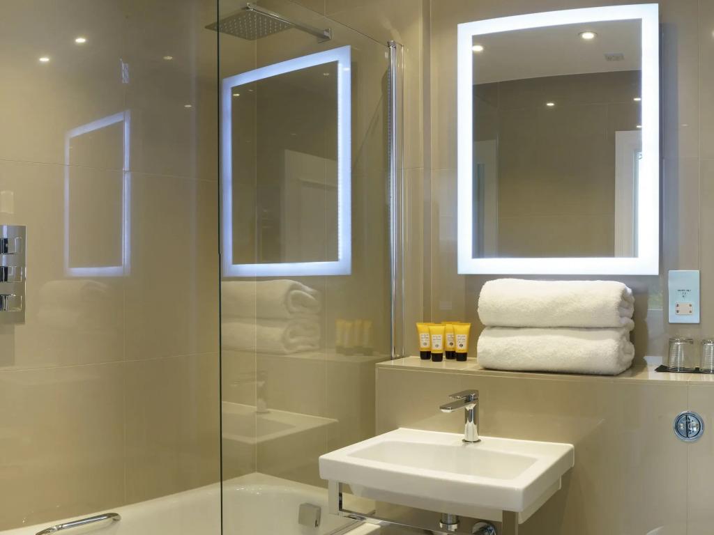 hotel image 16