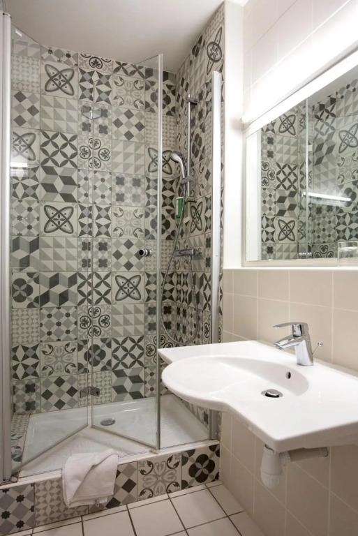 hotel image 16