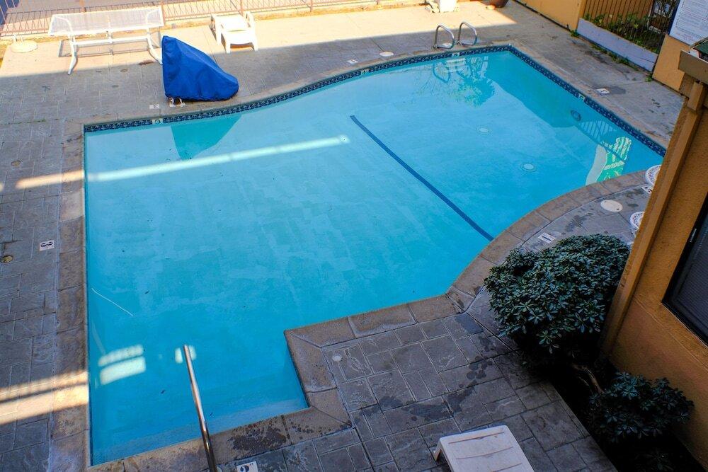hotel image 16