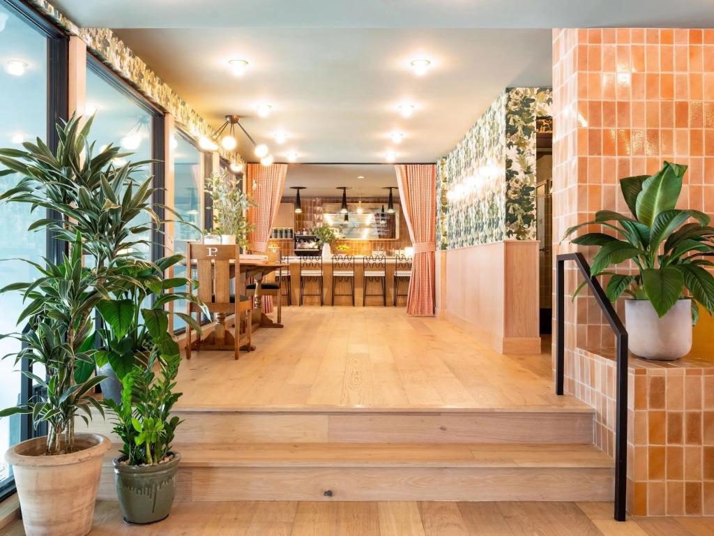 hotel image 18