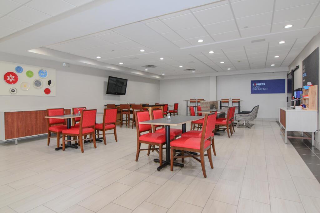 hotel image 13