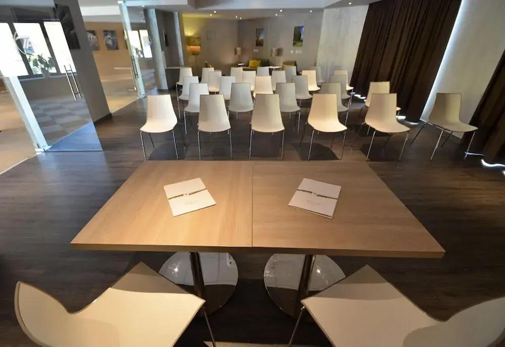 hotel image 16