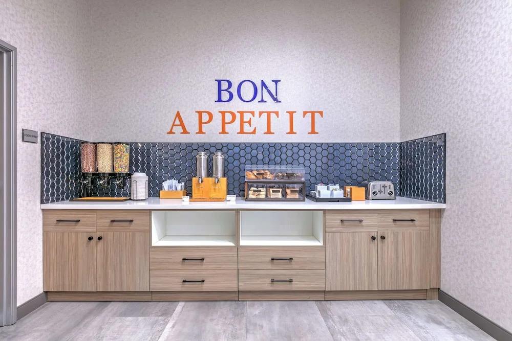 hotel image 11