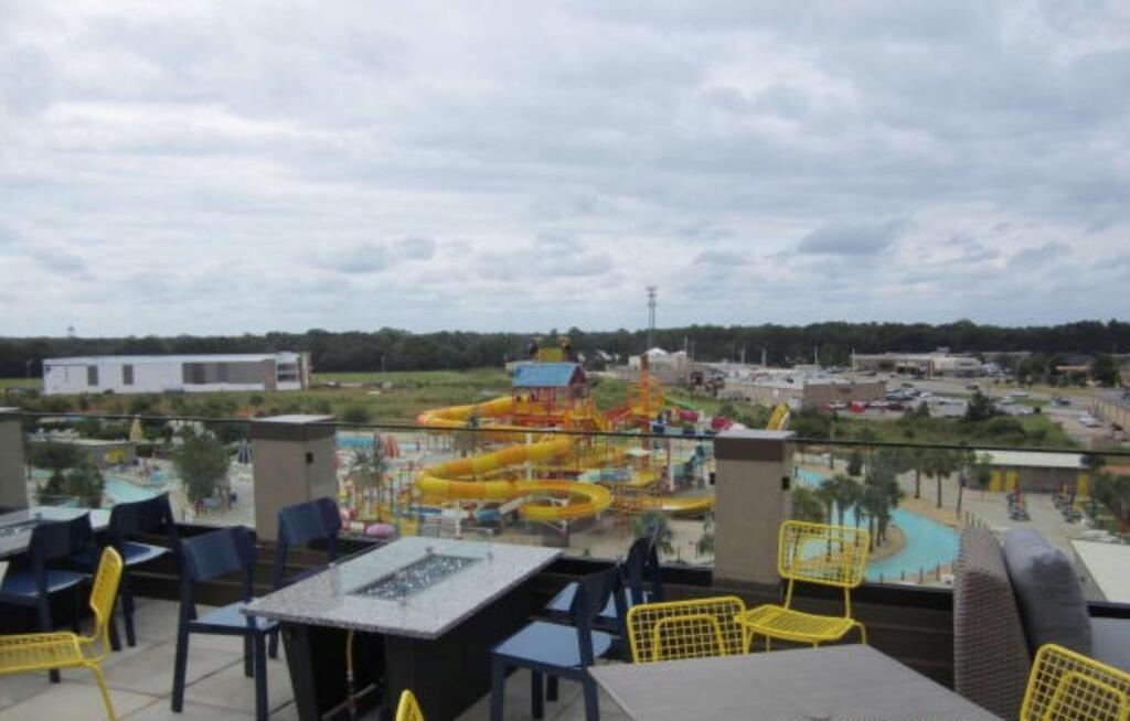 hotel image 13