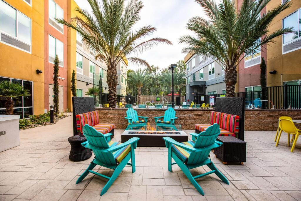 hotel image 16