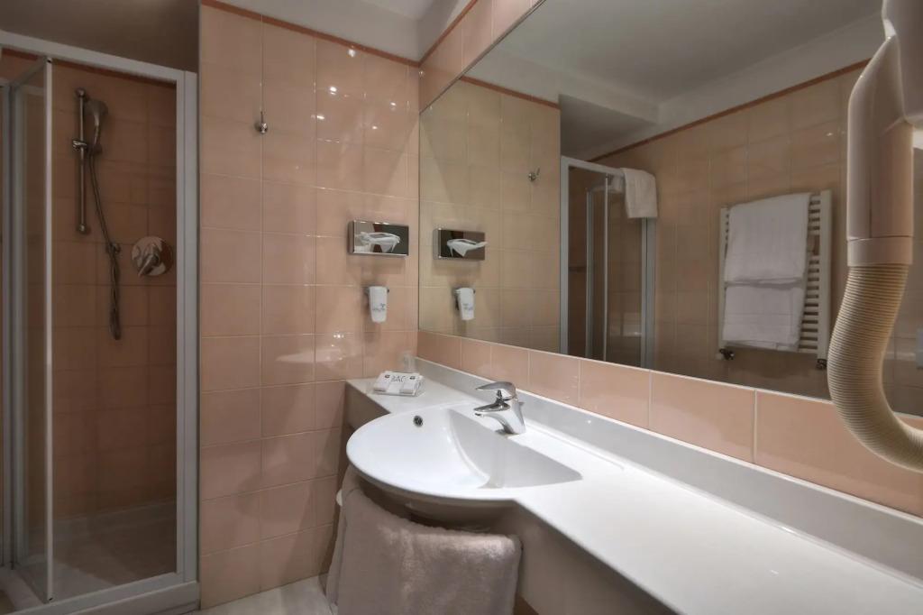 hotel image 40