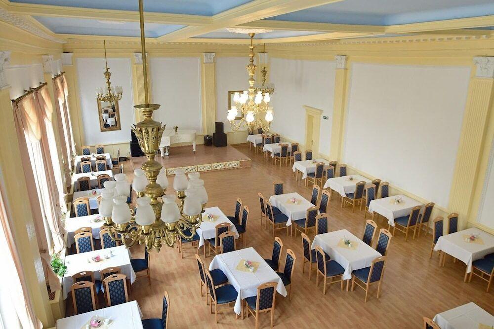 hotel image 35