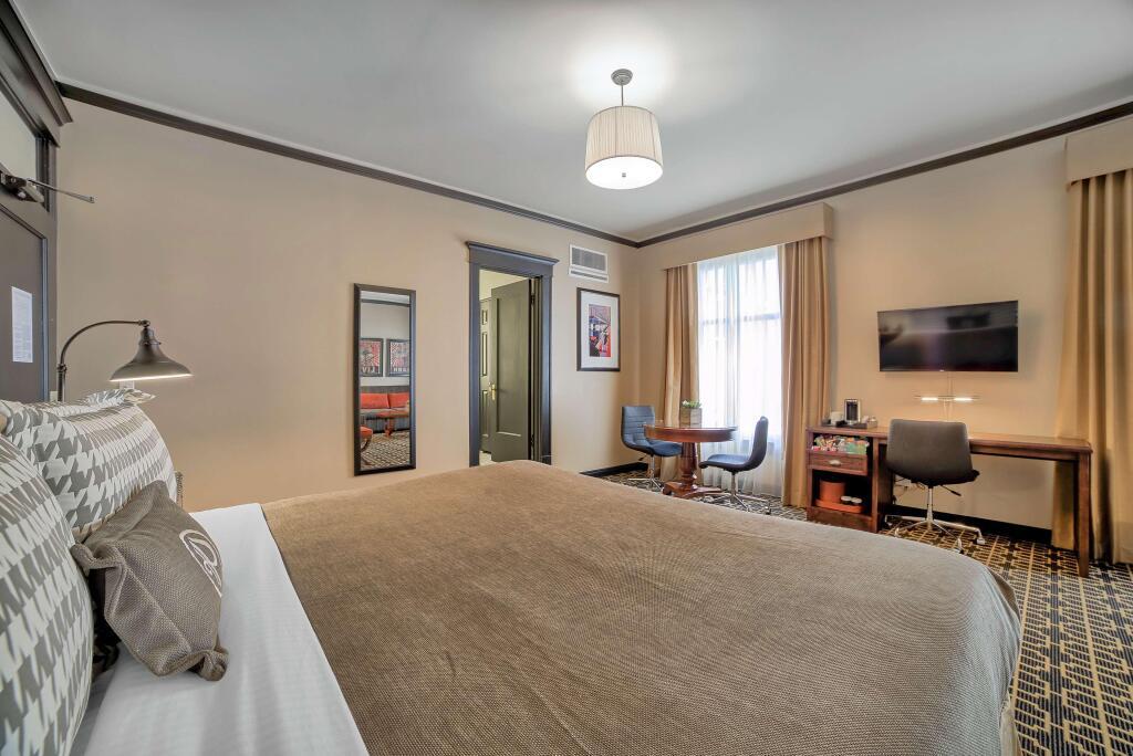 hotel image 11