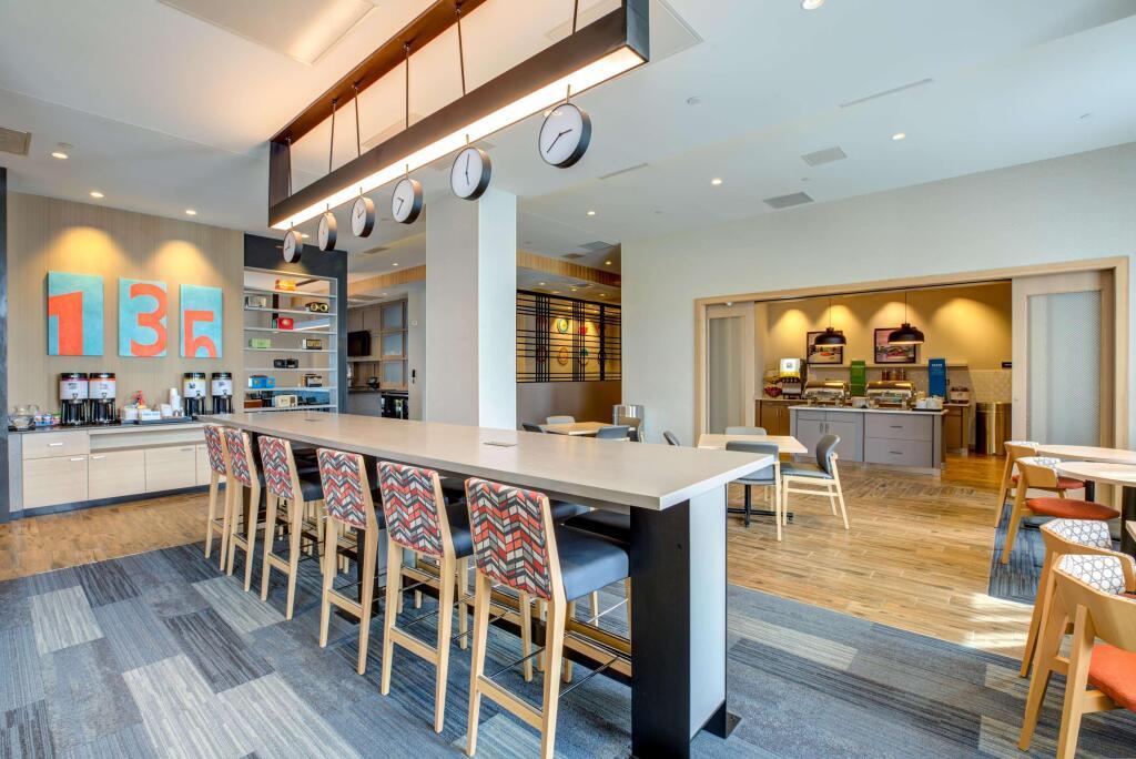 hotel image 10