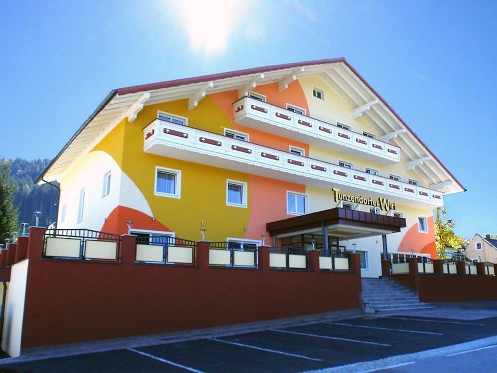 hotel image 9