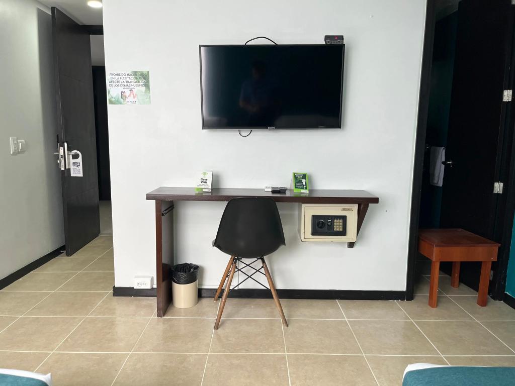 hotel image 13