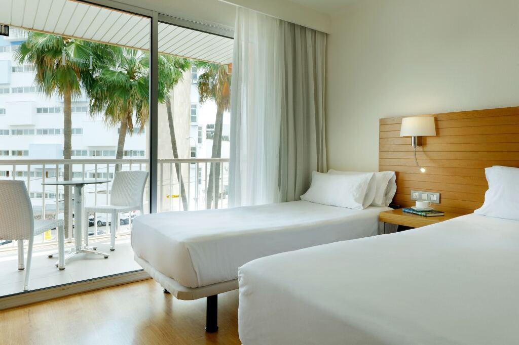 hotel image 16
