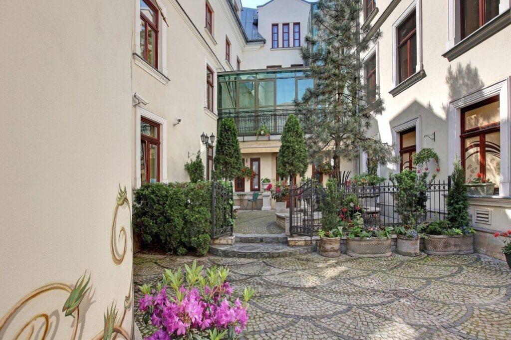 hotel image 18