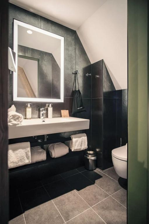 hotel image 16