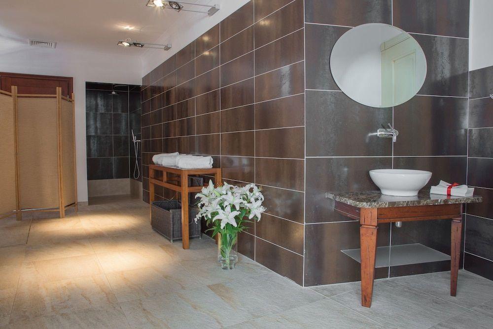 hotel image 22