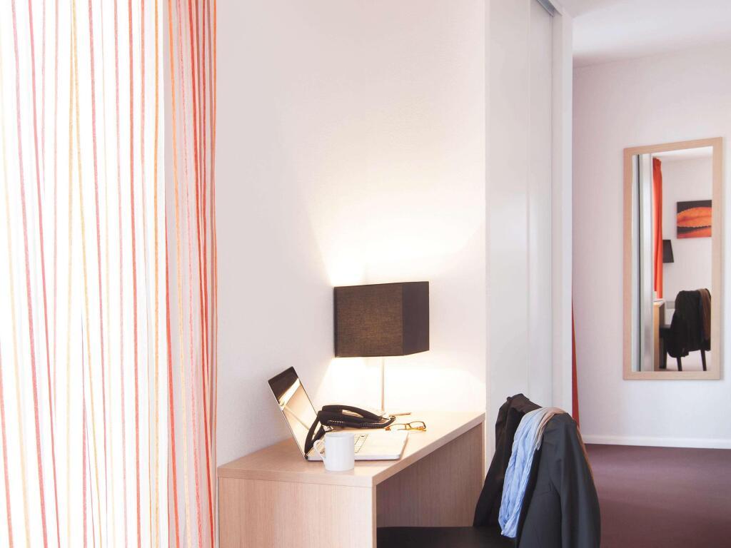 hotel image 10