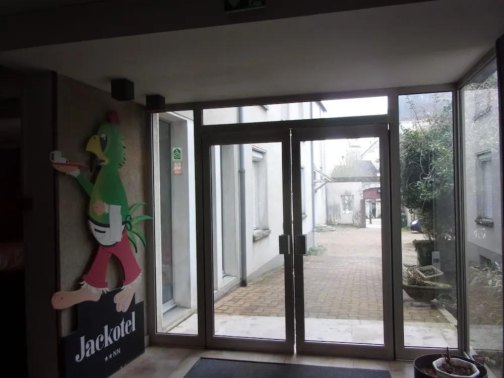 hotel image 16