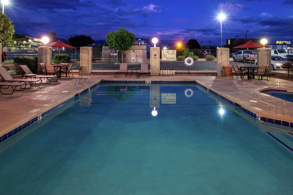 hotel image 12