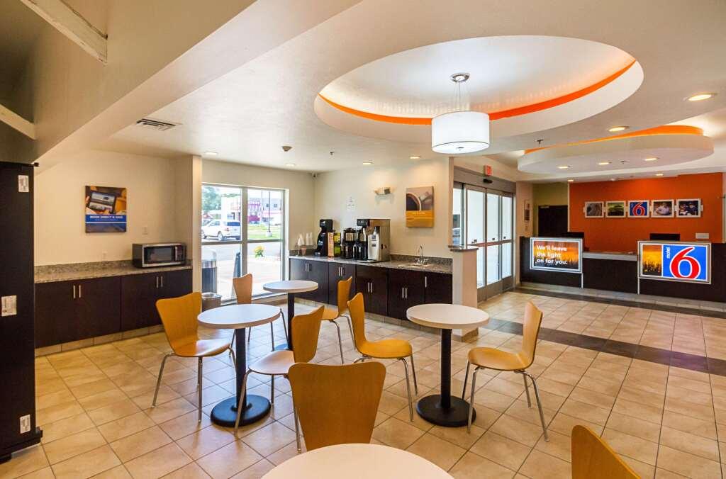 hotel image 16