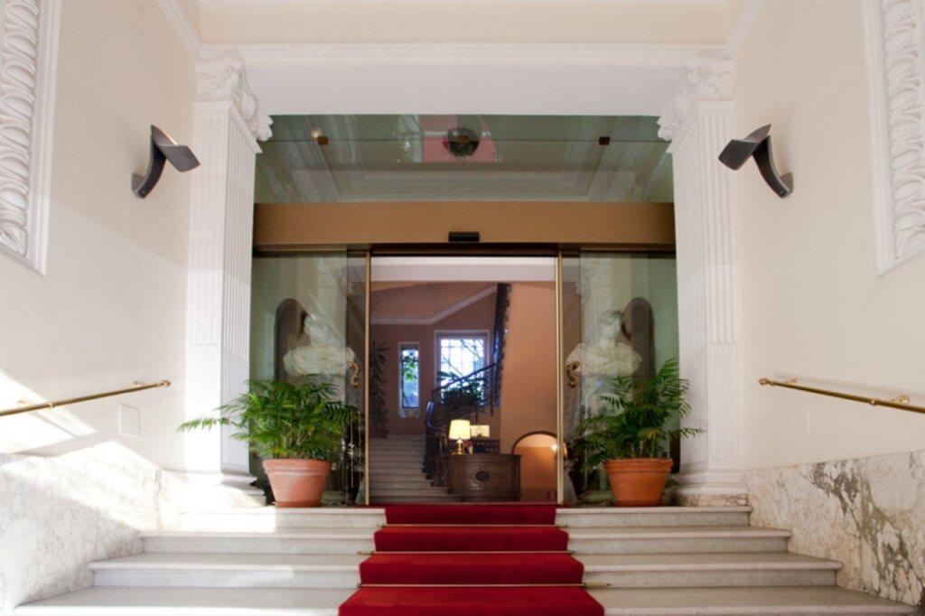 hotel image 11