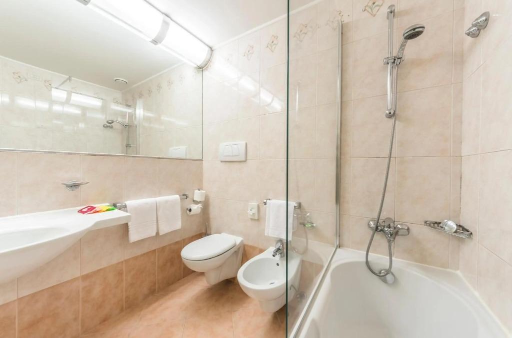 hotel image 32