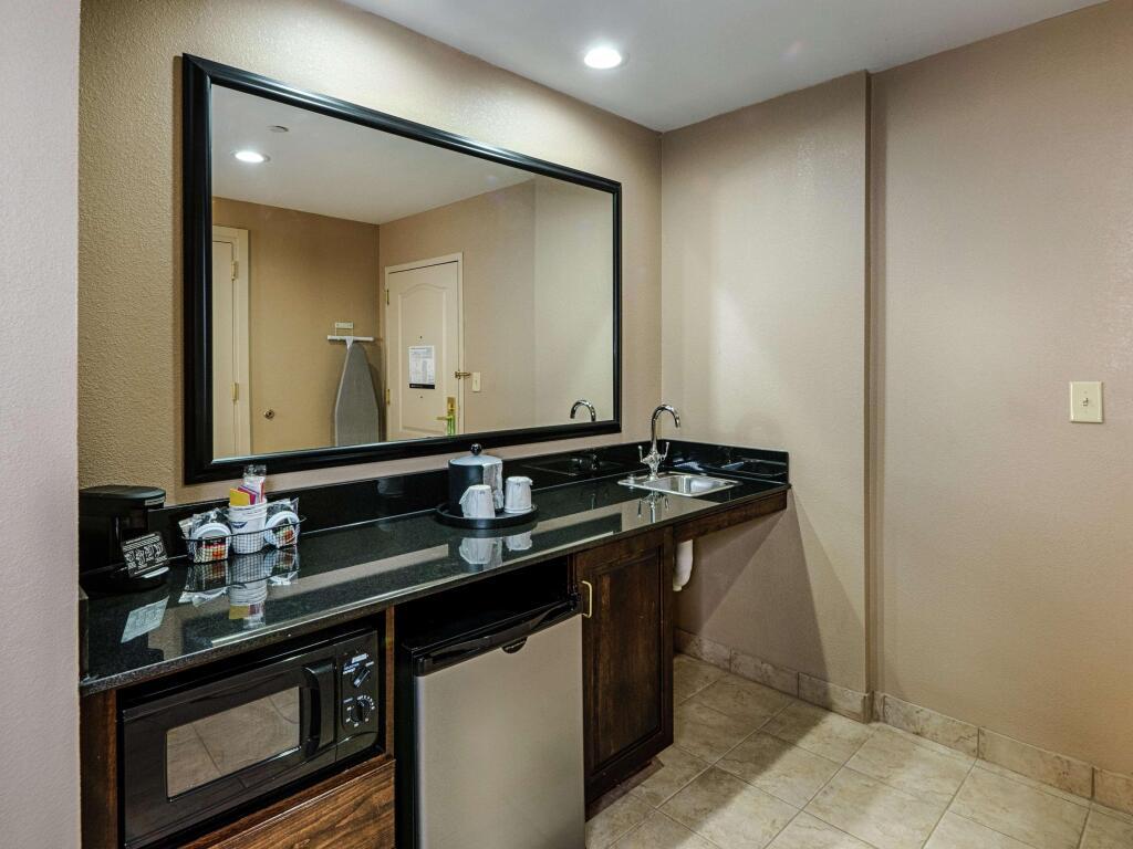 hotel image 37