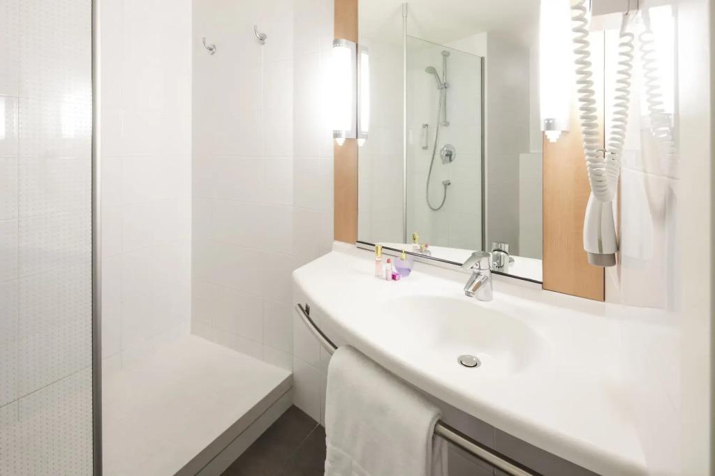 hotel image 12