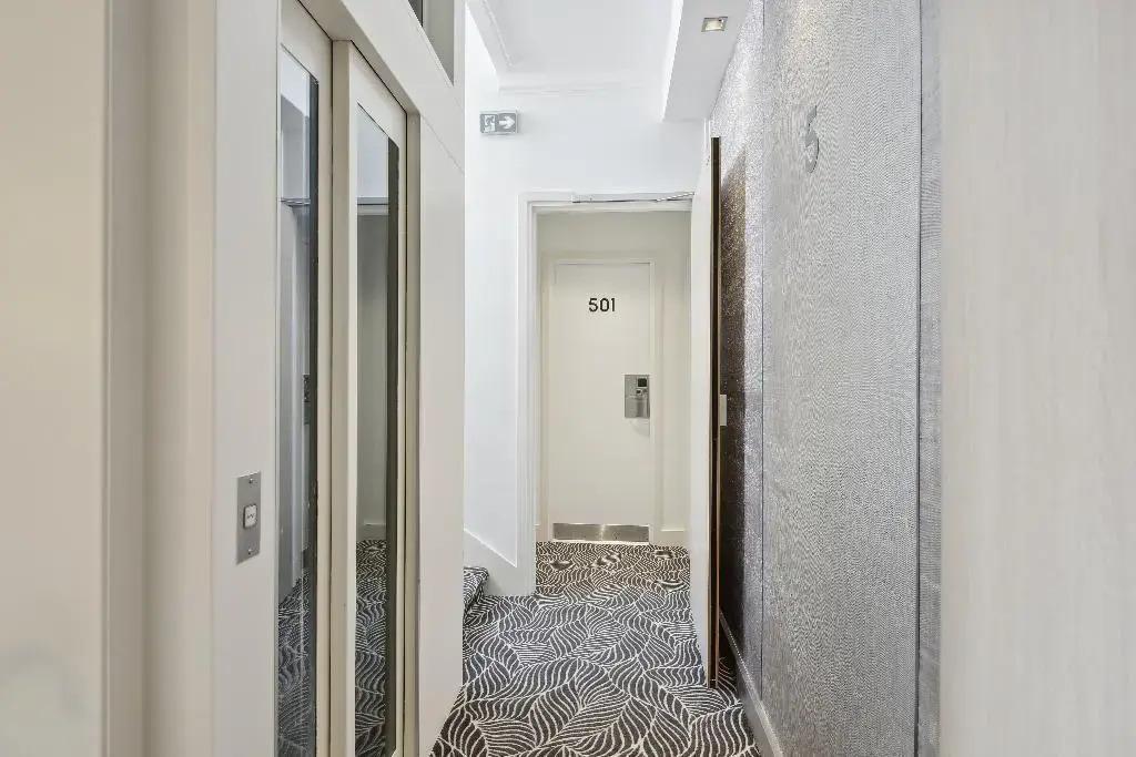 hotel image 10