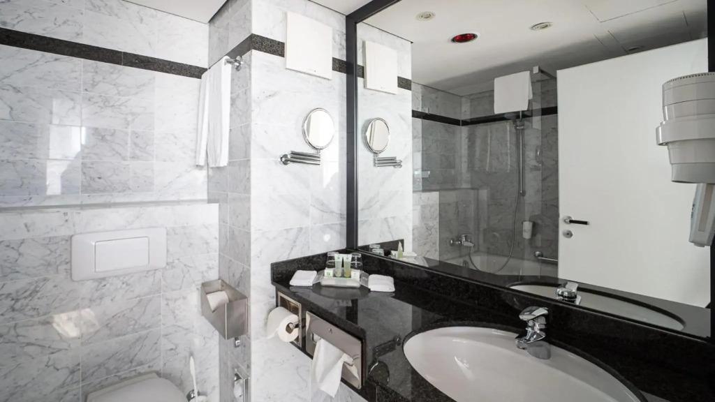 hotel image 35